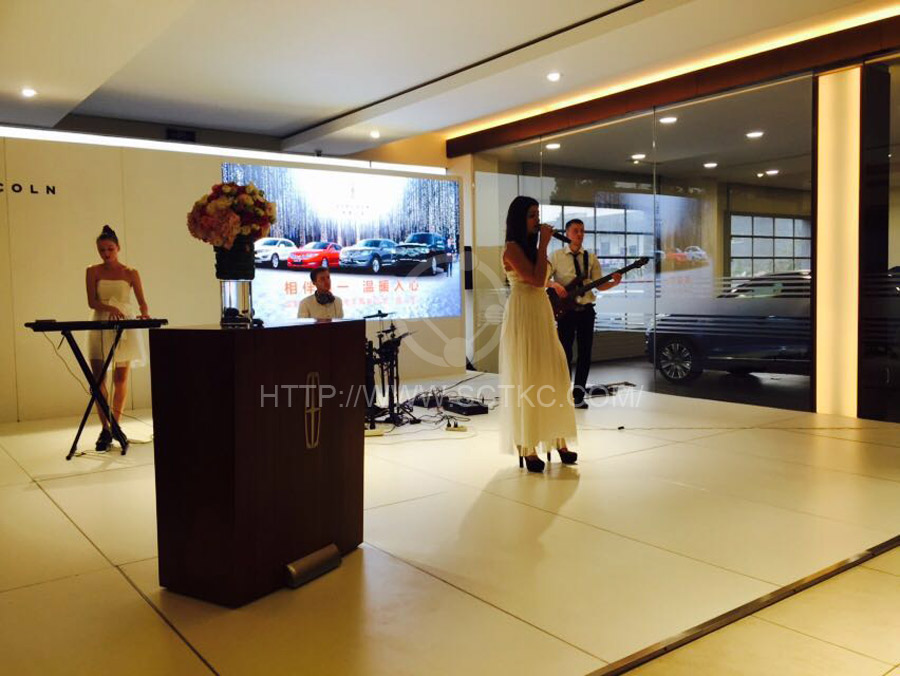 美(měi)林(lín)林(lín)肯中心暖場(chǎng)